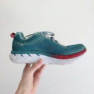 Hoka One One Women's Clifton 5 Sneakers